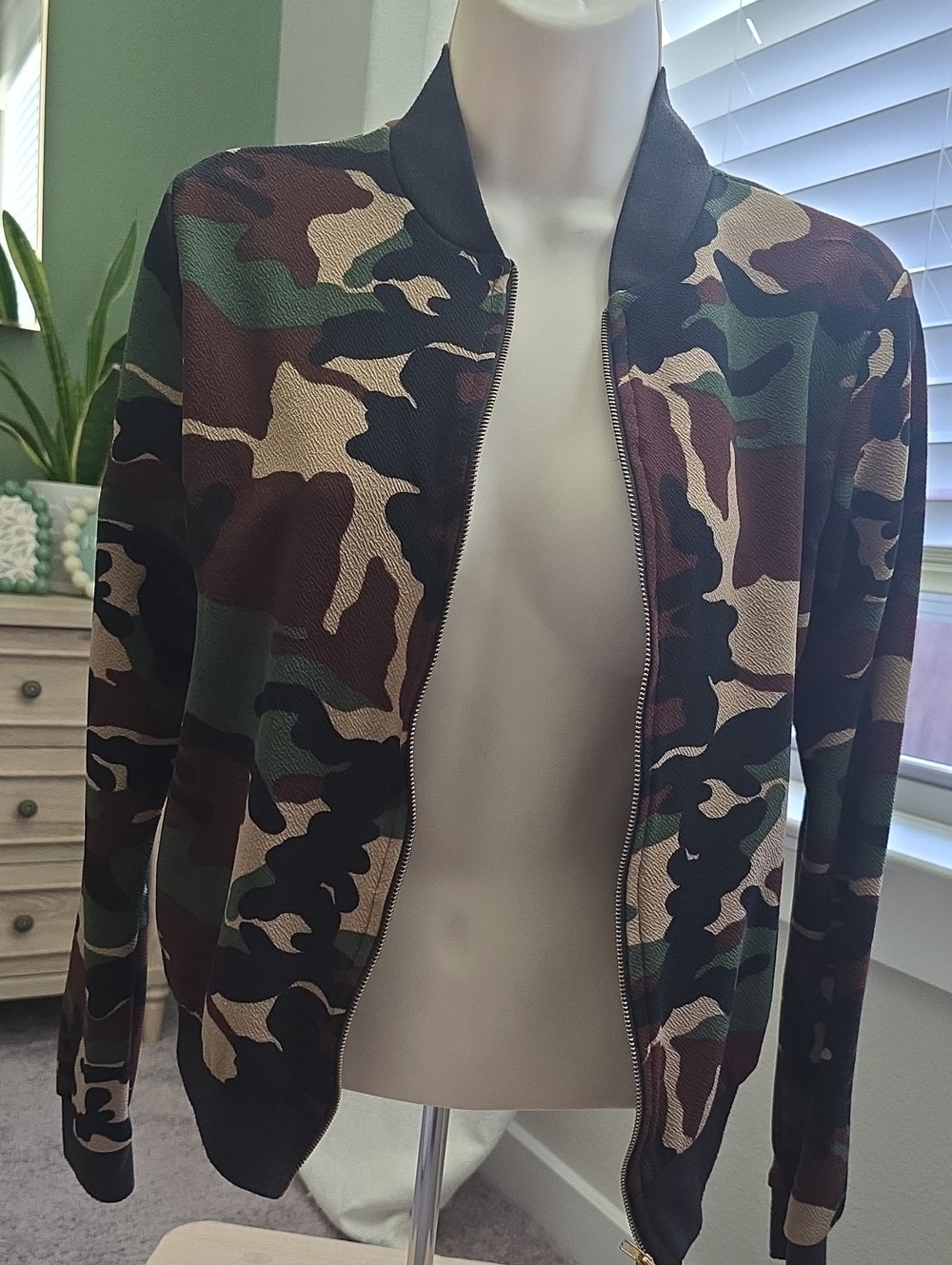 Camouflage Bomber Jacket - Women's Camouflage